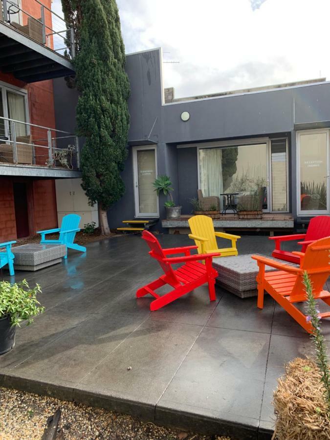 Phoenix Apartments Lorne Exterior photo
